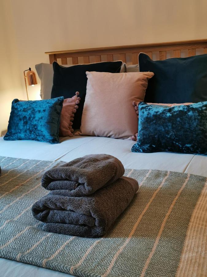 Eldon Row - Stylish Character Apartments - Central Location 1 & 2 Bed Available 돌겔라우 외부 사진